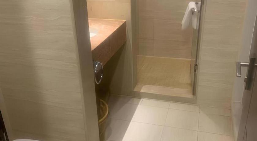 New Century Manju New International Expo Center 3* Shanghai