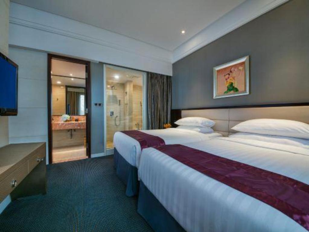 New Century Manju New International Expo Center Hotel 3*